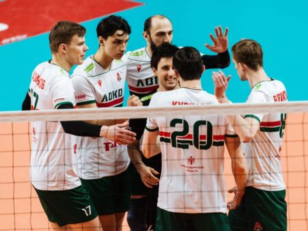 Локомотив разгромил Зенит в борьбе за бронзу Суперлиги