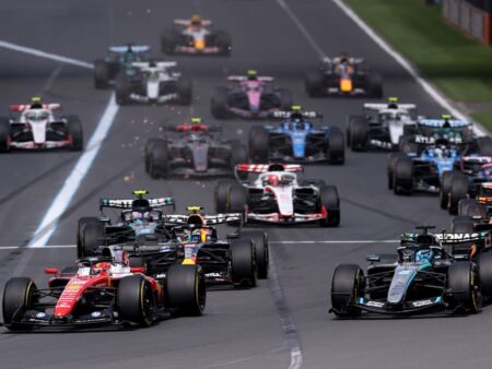 Мальдонадо против регламента: асфальт вместо травы губит гонки