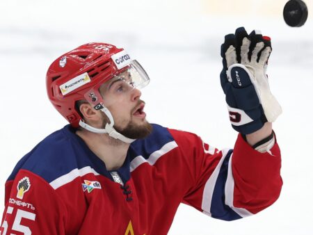 Охотюк остаётся в ЦСКА до 2029-го, «Автомобилист» готовит серьёзные перемены