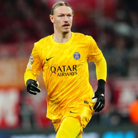 Ребров раскрыл секрет взрывной реакции Сафонова в ПСЖ