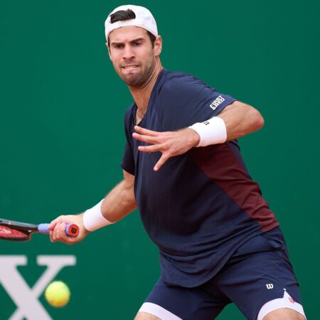 Четыре россиянина штурмуют второй круг мадридского «тысячника»