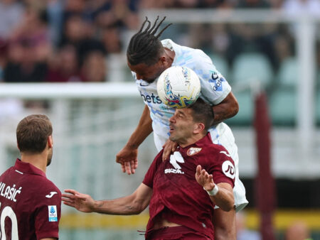 Интер упустил победу: Торино отыграл два мяча в драматичном дерби