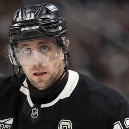 «Колорадо» уничтожил «Лос-Анджелес», похоронив легенду Копитара