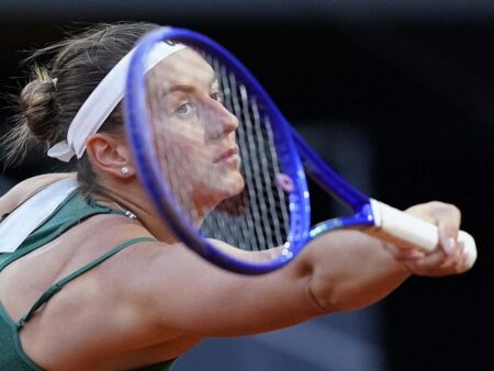 Костюк разгромила Носкову и прошла в полуфинал Мадрида