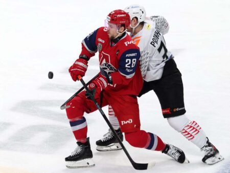 Локомотив спасается в полуфинале: громкая победа над Авангардом