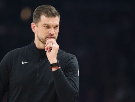 НБА-межсезонье: Янниса делят, Леброн уходит к Карри?
